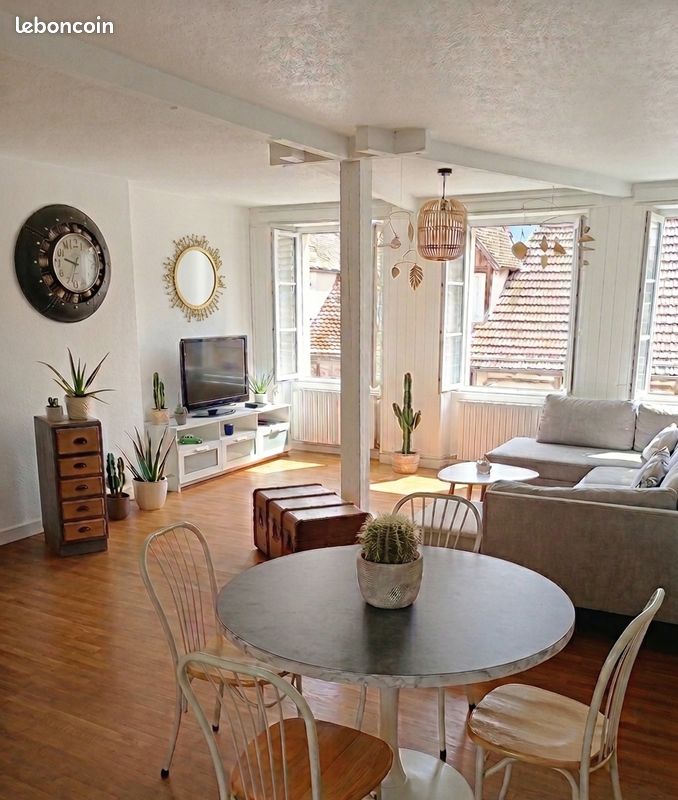 Appartement 5 pièces 104 m² · à Poligny · 104 m² · 850 €/mois