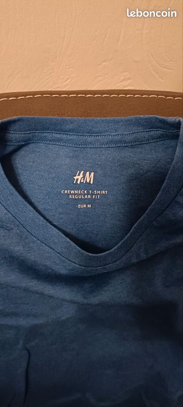 🌟 Magnifique T-shirt H&m regular fit bleu 100% coton à vendre 🌟 (image 5)