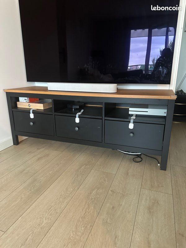 Table tv Hemnes (image 1)