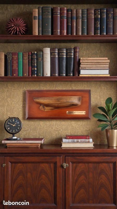 Demi coque en bois d'un bateau Cotre de Carantec (image 1)