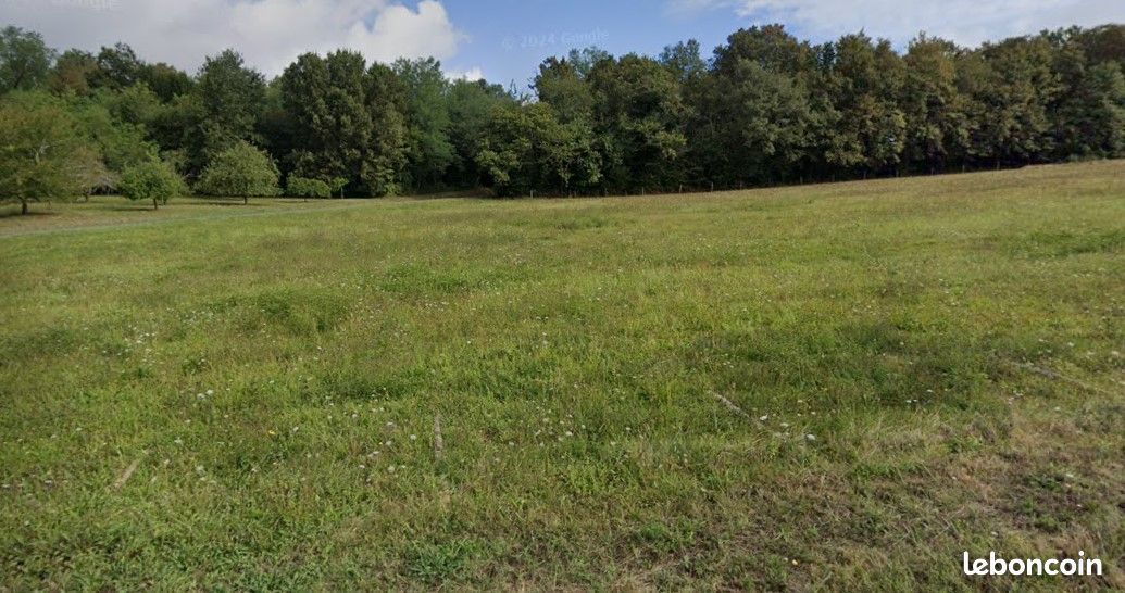 Terrain à bâtir de 6000 m² à CAUSE-DE-CLERANS (24) · à Cause-de-Clérans · 39 000 €