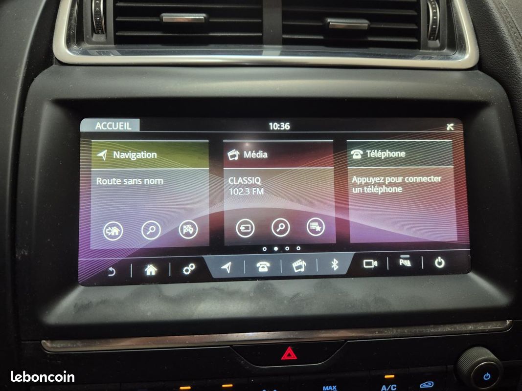 JAGUAR E.PACE D150 - FWD R-Dynamic Business PHASE 1 (image 17)