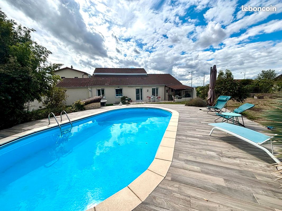 Maison 6 pièces 172 m² · à Balan · 172 m² · 440 000 €