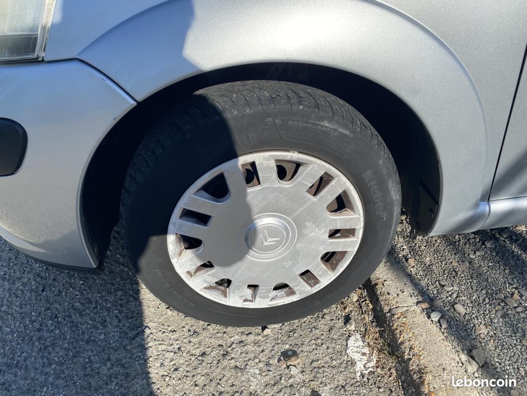Citroën C3 HDI 70 CONFORT (image 8)