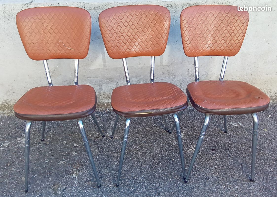 3 chaises vintage en simili-cuir (image 1)