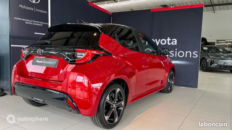 Toyota Yaris 130h Collection 5p MY26 (image 5)