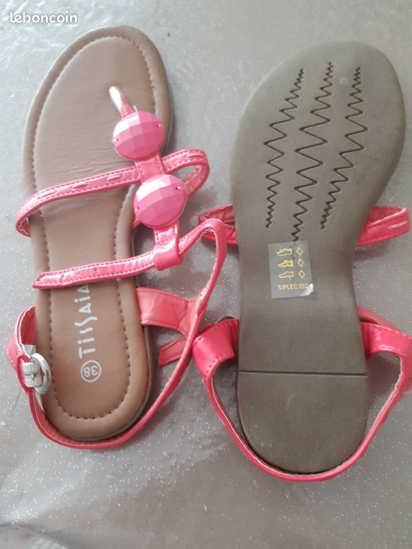 Chaussures pieds nus plat neuf pointure 38 (image 1)