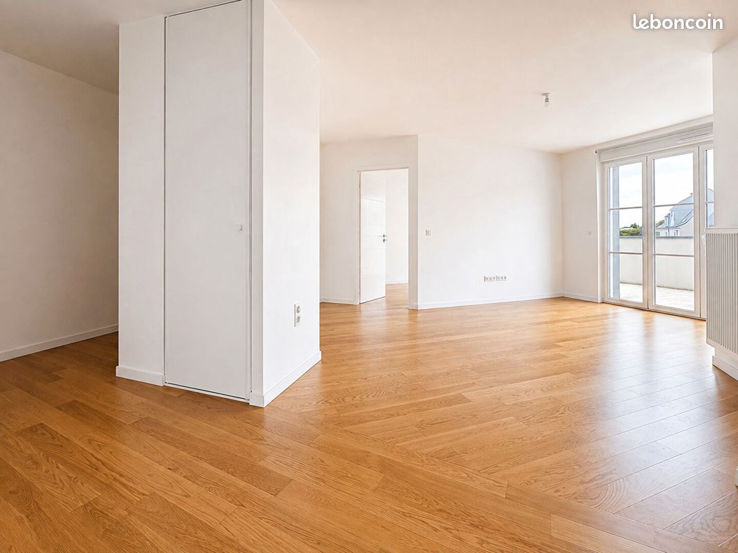 Appartement 4 pièces 79 m² · à Le Plessis-Robinson · 79 m² · 1 980 €/mois