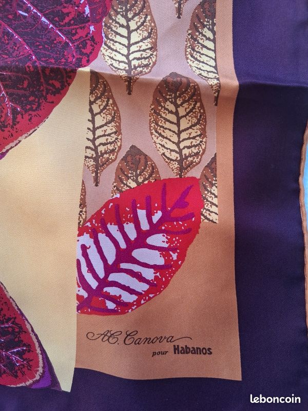 Foulard Carré Grand Format en Pure Soie Montreal | Oeuvre d'art
