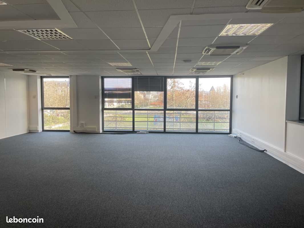 Bureaux 1 368 m² (image 4)