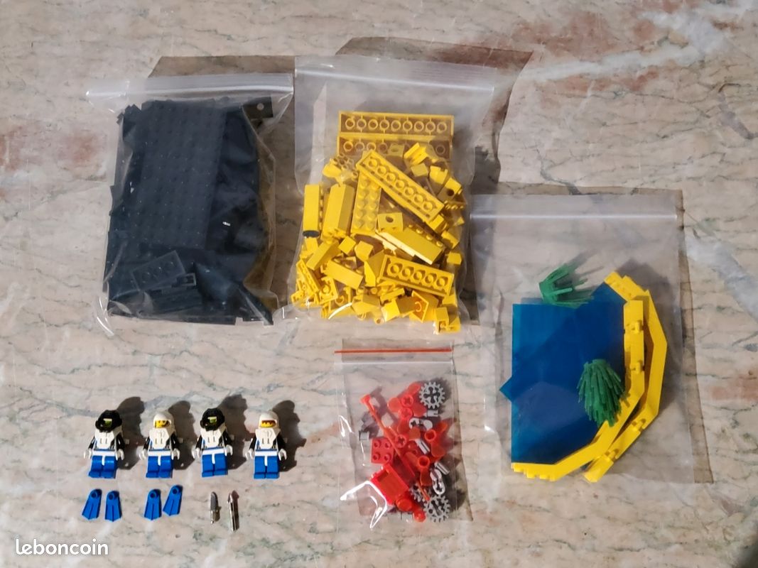 Pièces et minifigs aquazone 6195 (image 1)