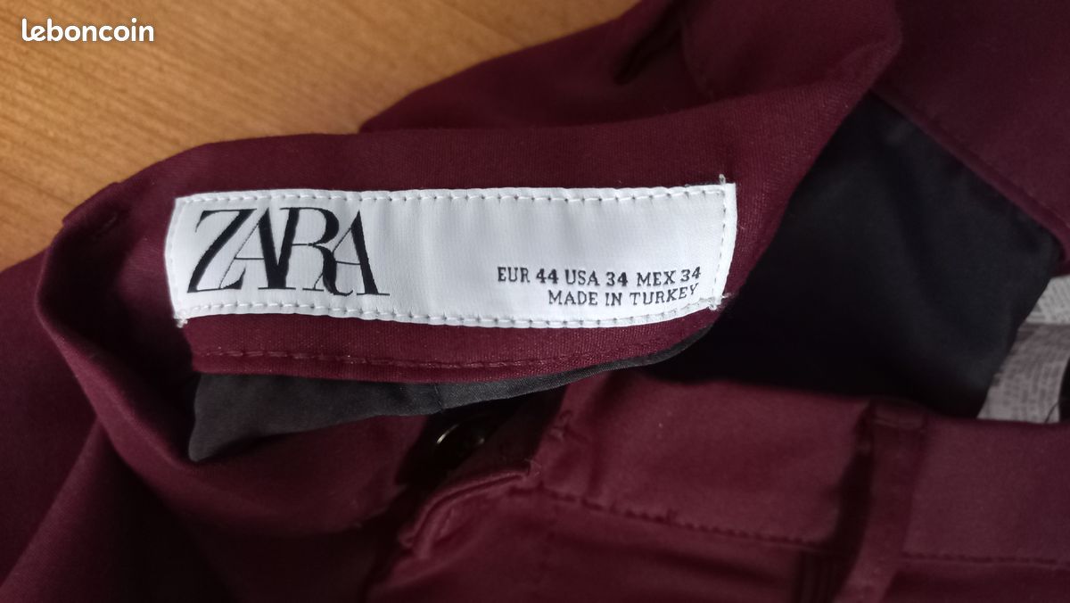Pantalon homme couleur Marque Zara taille 44 Vêtements