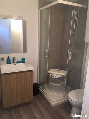 Studio 1 pièce 25 m² — 3