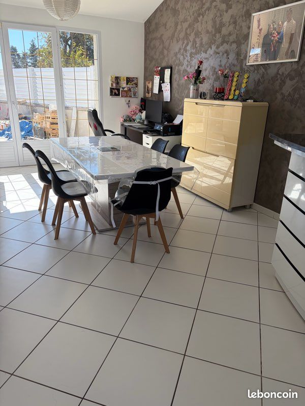Maison 5 pièces 125 m² · à Les Villettes · 125 m² · 285 000 €