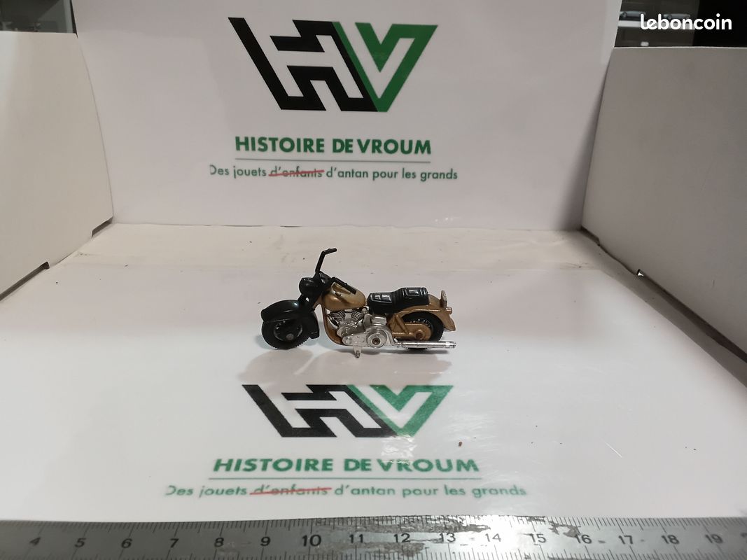 Moto Matchbox Lesney N°50 Harley Davidson Gold 1980 England Vintage 1/34 (2) (image 1)