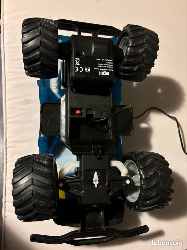 Voiture 4x4 (image 4)