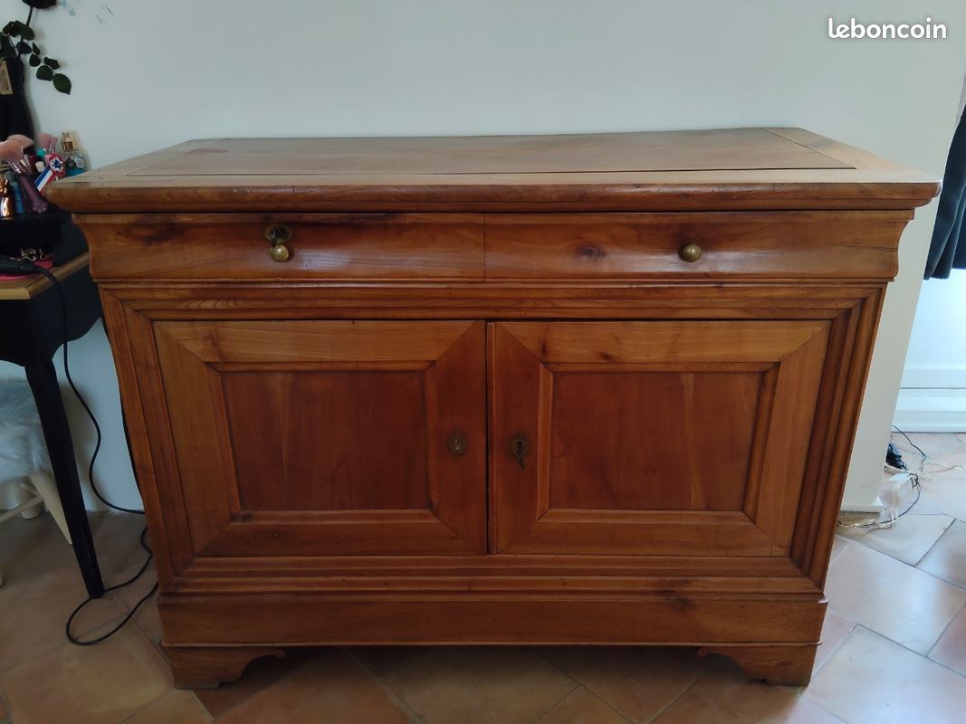 Buffet ancien en bois massif – style rustique (image 4)