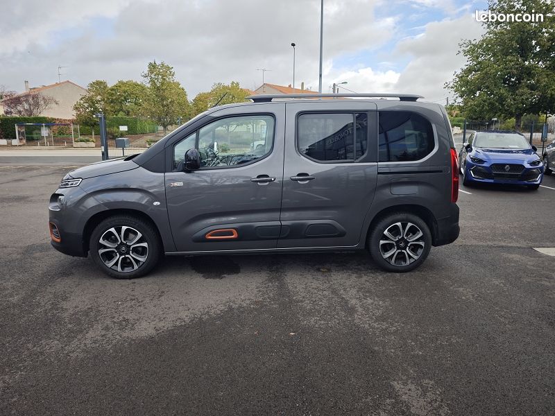 Citroën Berlingo III 1.5 BLUEHDI S&S - 130 BV EAT8 M SHINE (image 4)