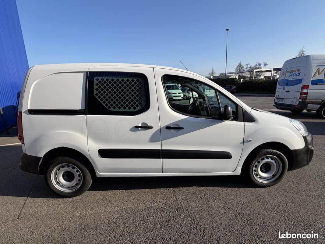 CITROEN BERLINGO 1.6 BlueHDi - 75 III FOURGON Fourgon M Club 1000 kg PHASE 1 (image 7)