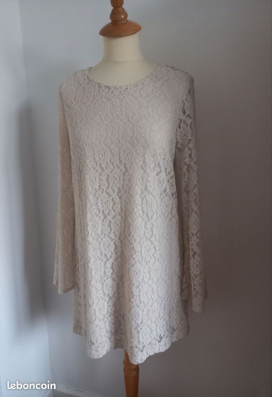 Robe Femme Noire H&M - Taille 40 - Occasion En Très Bon état