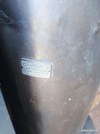 ANCIEN JERRICAN BIDON garage en tole bleu marque a aubry paris vintage
