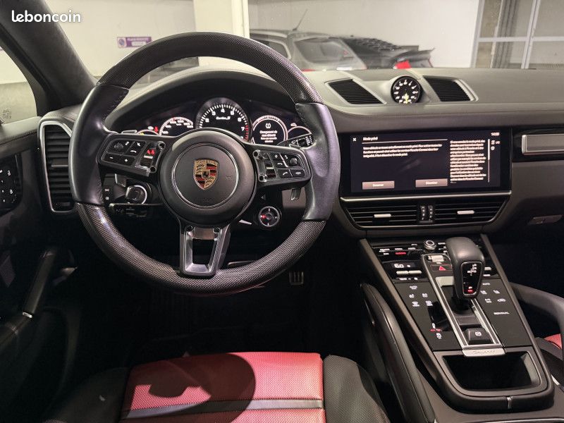 Porsche CAYENNE COUPE (9YB) 4.0 V8 680CH TURBO S E-HYBRID*PCCB*ECRANS ARRIÈRES*20KE d'options (image 16)