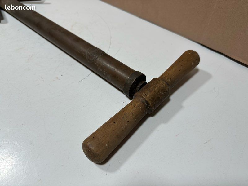 ANCIENNE POMPE À vélo en laiton, à restaurer EUR 8,00