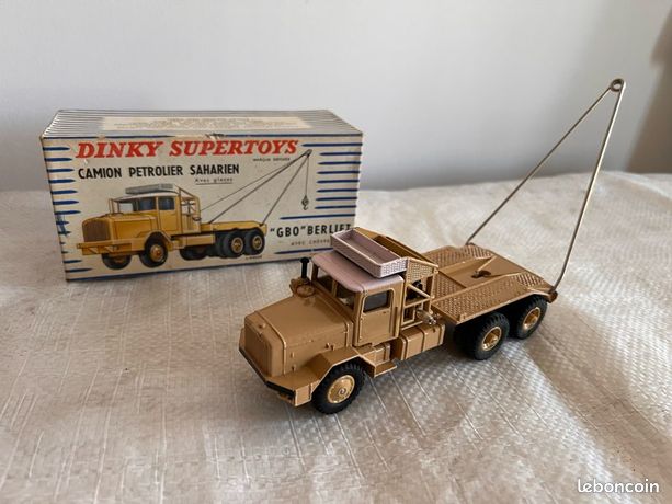Dinky Toys France camion BERLIET GBO PETROLIER SAHARIEN Réf 888