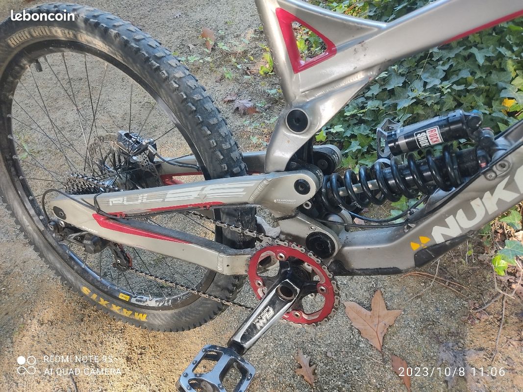 Vélo DH Nick proof état quasiment neuf négociable (image 3)