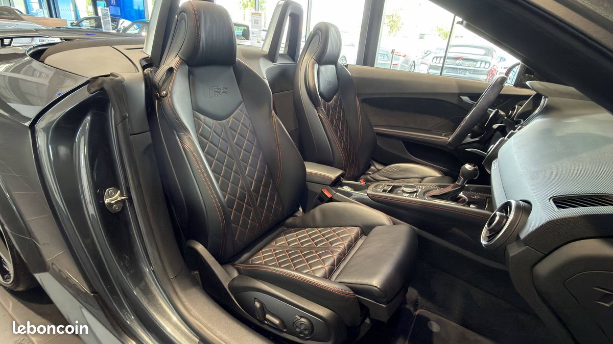AUDI TT RS Roadster 2.5 TFSI 400 S tronic 7 Quattro (image 18)