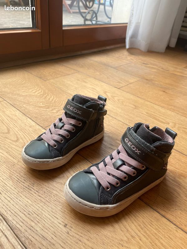 Baskets Fille Geox J Mirroless - Isolation Thermique, Fermeture Lacets + Zip, Facile à Enfiler