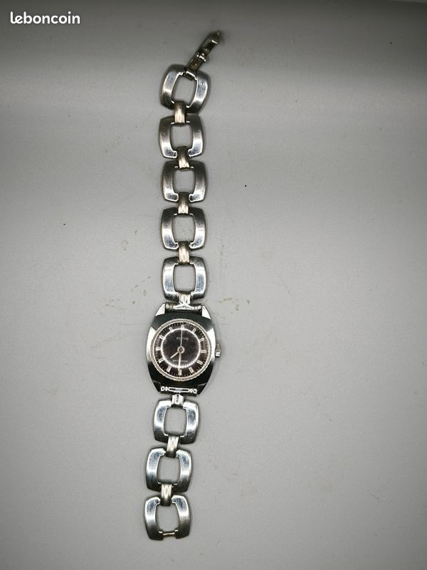 Montre Pendentif Vintage Kelton Femme, Années 70, Fleur De Lys, Mécanique Manuelle - Occasion Fonctionnelle