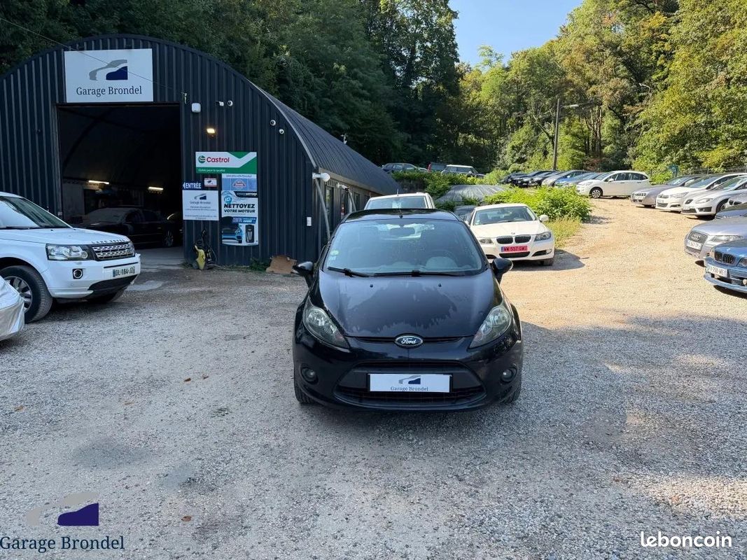 Ford Fiesta 1.4 TDCi 71cv Trend 2ème main (image 6)