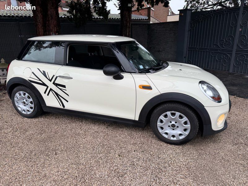 MINI COOPER Essence 75cv PHASE 2 F56 CARPLAY/multimedia (image 4)