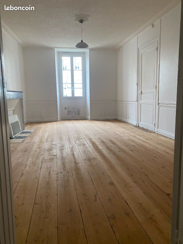 Appartement 4 pièces 110 m² · à Châteauneuf-sur-Charente · 110 m² · 800 €/mois