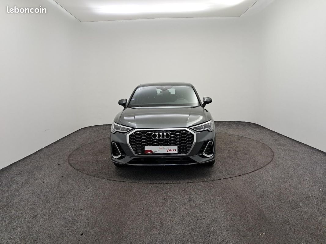 AUDI Q3 Sportback 35 TFSI 150 ch S tronic 7 S line (image 8)