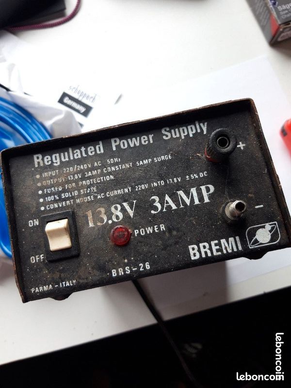 Régulated power supply (image 1)