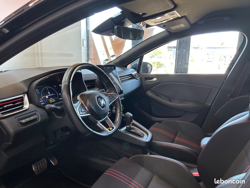 RENAULT CLIO 1.6 E-TECH 140 Ch HYBRID - 21 R.S. Line - ENTRETIEN POUR LA VENTE (image 12)
