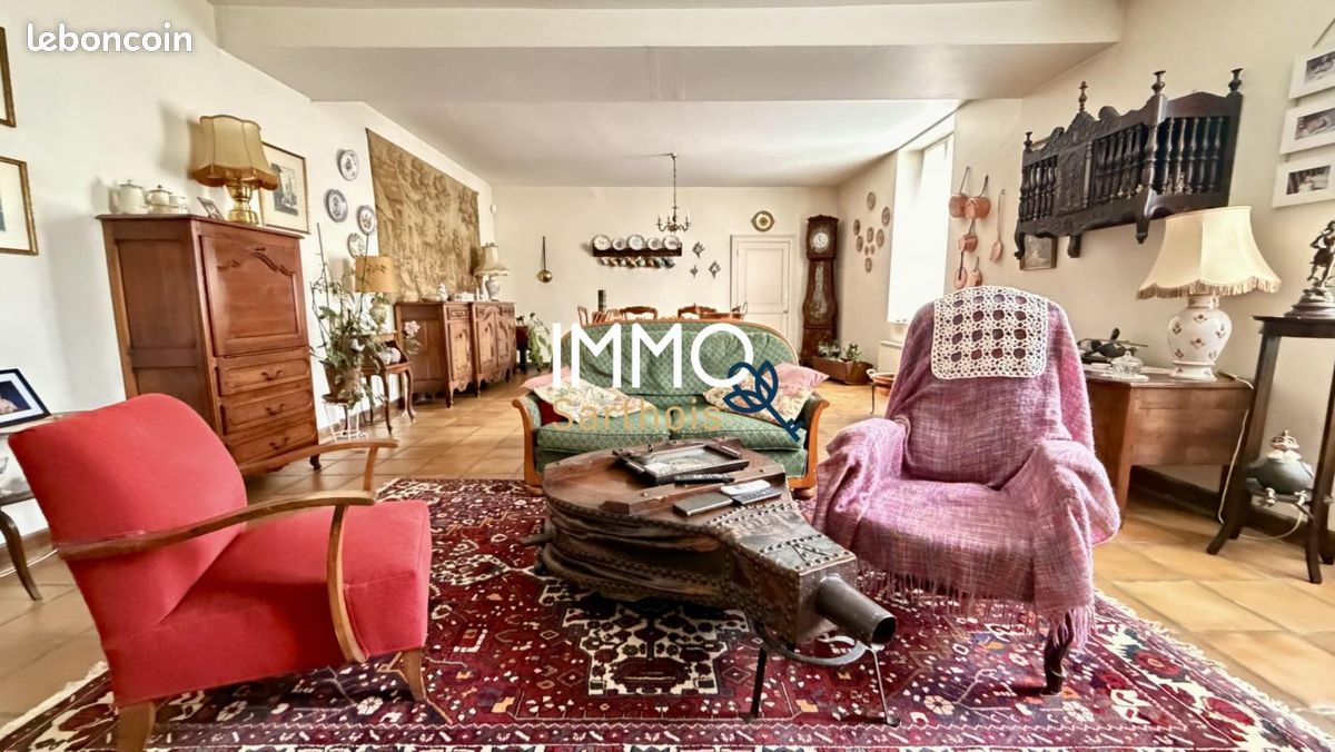 Maison 6 pièces 180 m² · à Écommoy · 180 m² · 279 900 €