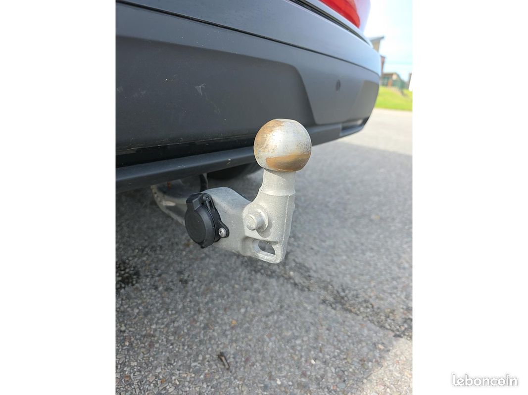 RENAULT AUSTRAL 1.2 E-Tech Hybride - 200 - BVA multi-modes 2023 Techno Esprit Alpine PHASE 1 (image 26)