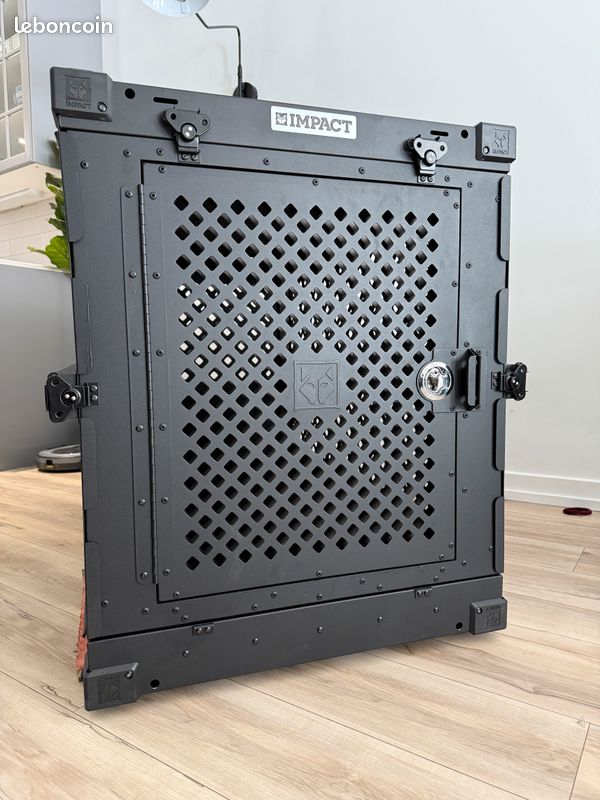 Grande caisse de transport Impact Dog Crates – 40" (quasi neuve) (image 3)
