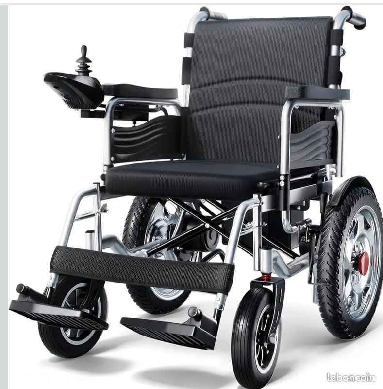 Fauteuil roulant électrique (image 1)