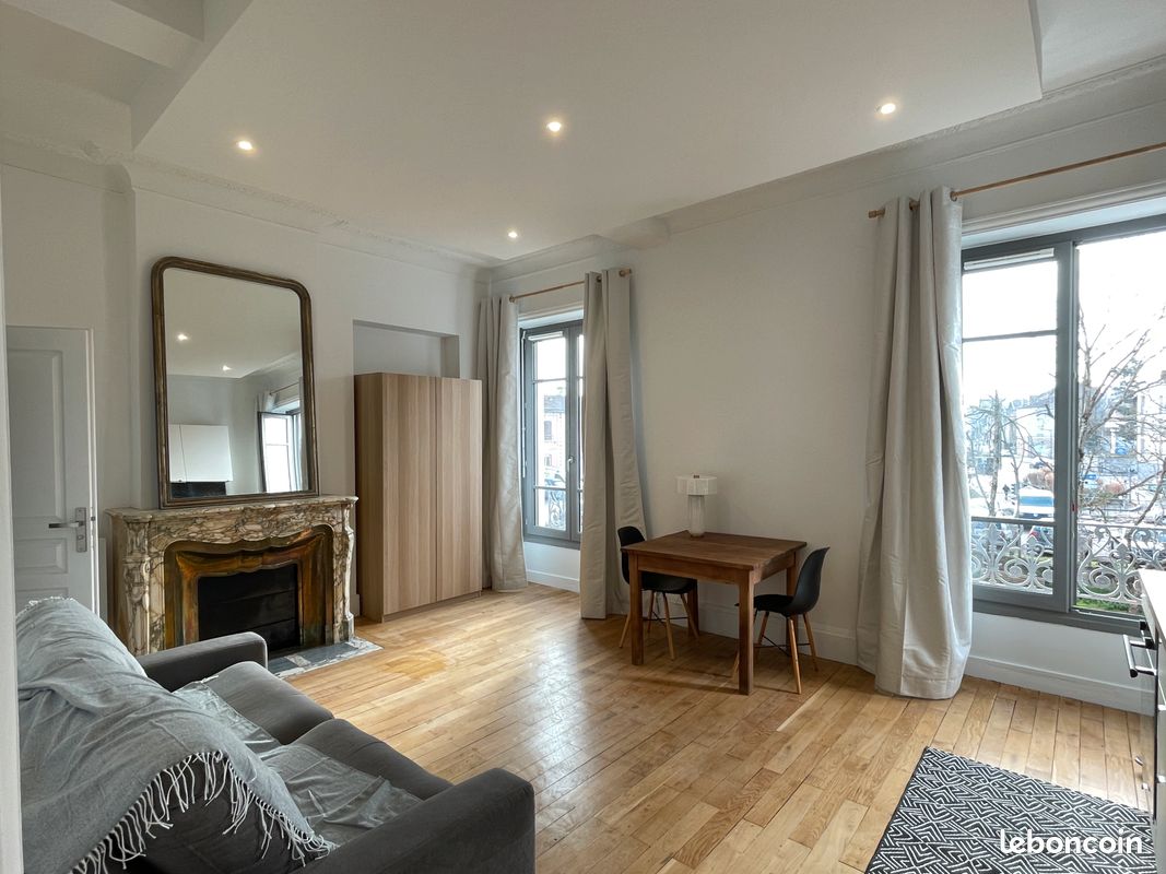 Appartement 1 pièce 27 m² · à Oullins-Pierre-Bénite · 27 m² · 722 €/mois