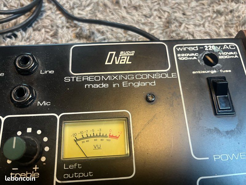 Console de mixage vintage Audio Oval – Made in England – 12 voies (image 2)