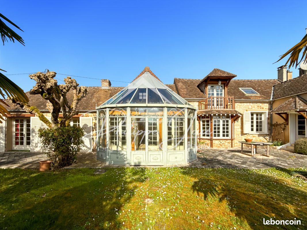 Maison 7 pièces 210 m² · à Villemanoche · 210 m² · 400 000 €