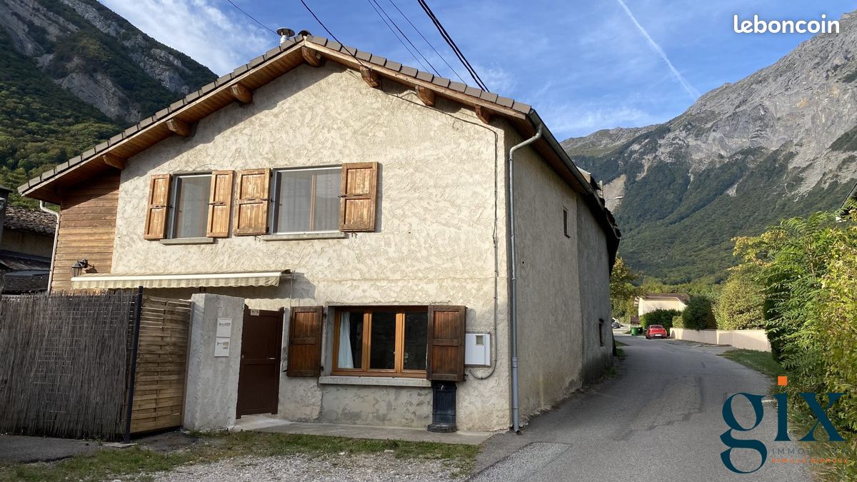 Maison 3 pièces 70 m² · à Saint-Paul-de-Varces · 70 m² · 220 000 €