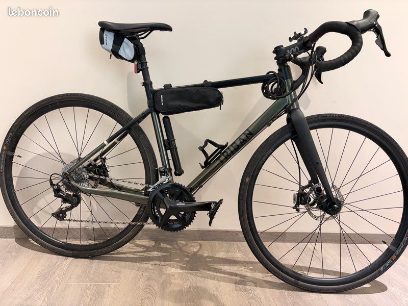 Vélo Gravel Triban RC520 (image 1)