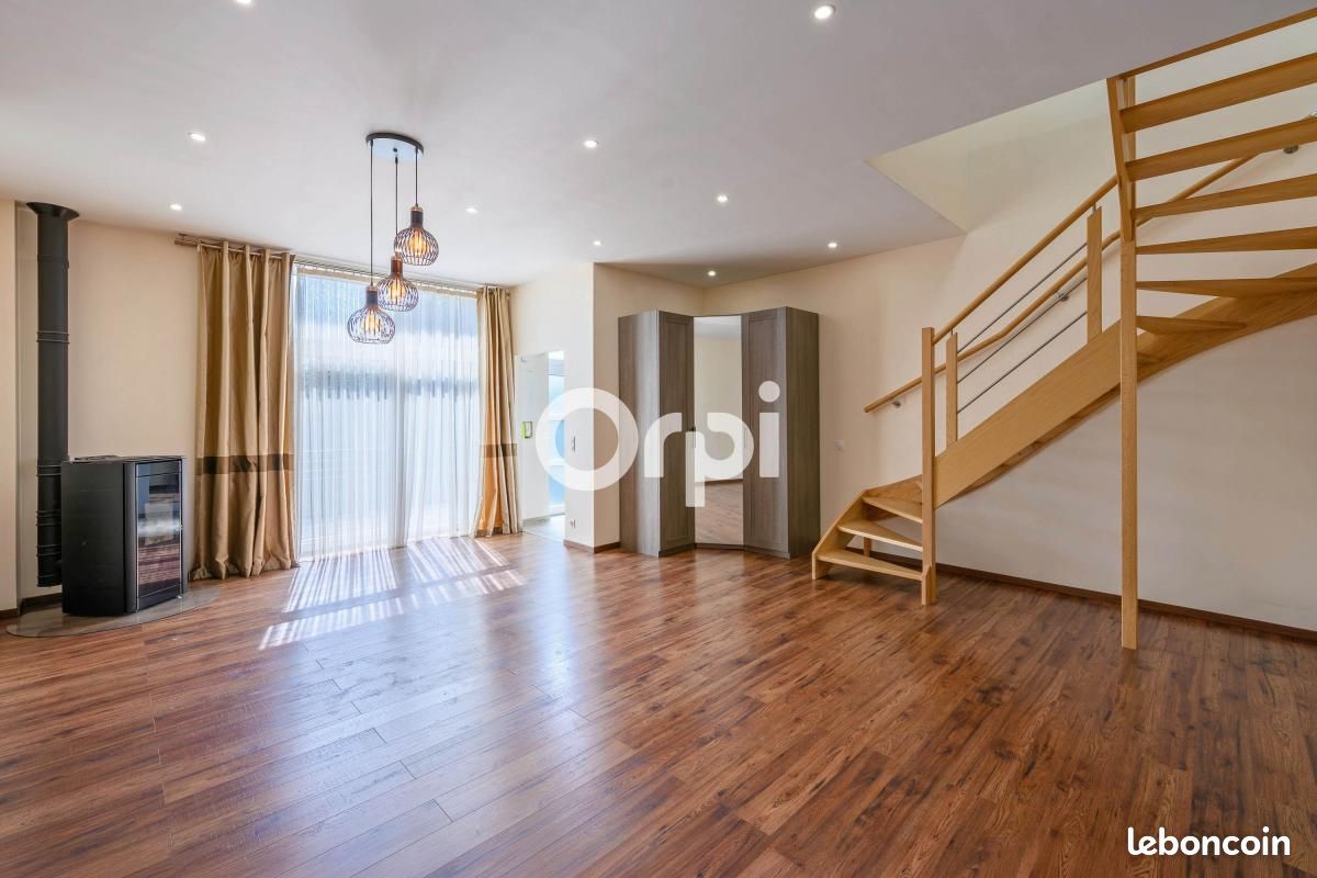 Appartement 4 pièces 118 m² · à Billy-Montigny · 118 m² · 162 000 €