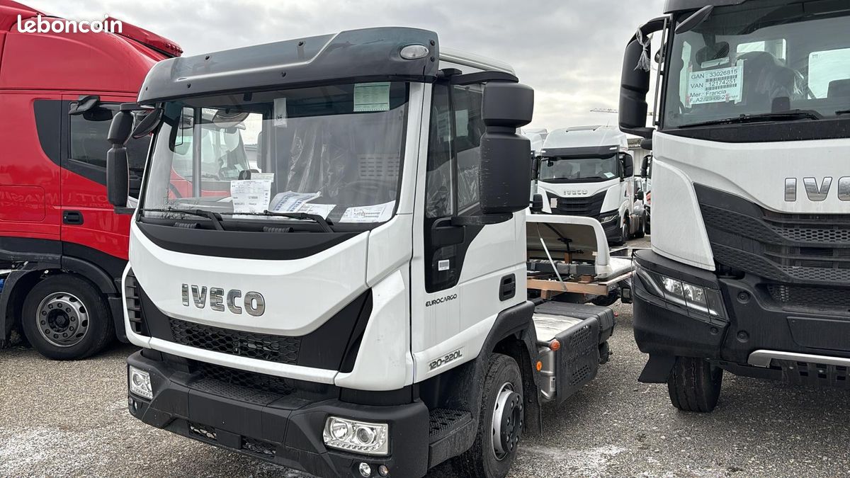 Dépanneuse IVECO EUROCARGO 120EL22P, neuf, long bras grues (image 5)