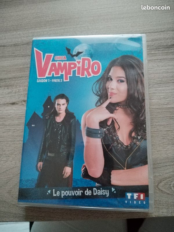 Coffret Chica vampiro (image 7)